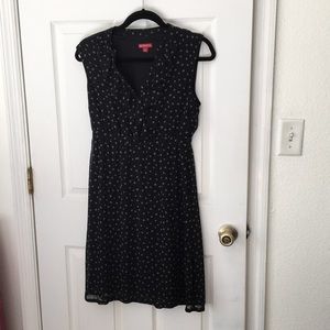 Sleeveless dress